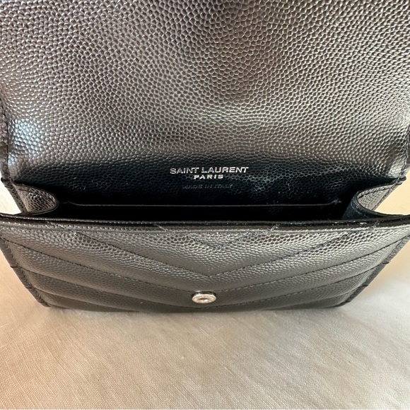 CASSANDRE MATELASSÉ SMALL ENVELOPE WALLET IN GRAIN DE POUDRE EMBOSSED LEATHER - Picture 3 of 6